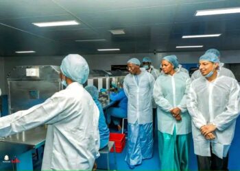 🇬🇳Santé publique : Une nouvelle usine pharmaceutique inaugurée à Dubréka