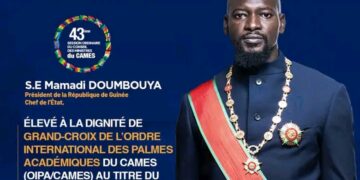 Guinée-Gabon / Le président Mamadi Doumbouya élevé à la plus haute dignité académique du CAMES : Une consécration continentale