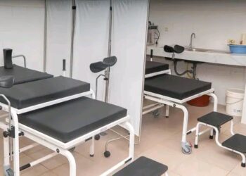 🇬🇳Hôpital Régional de Kankan : Don de matériel au Centre de Traitement Ambulatoire (CTA)