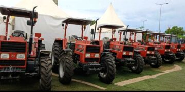 Secteur agricole : 75 tracteurs remis aux organisations professionnelles