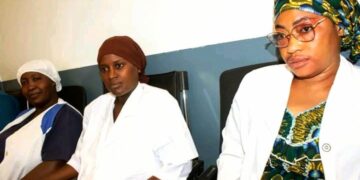 🇬🇳Staff médical quotidien à l’Hôpital Régional de Mamou : Un rituel au service de la qualité des soins