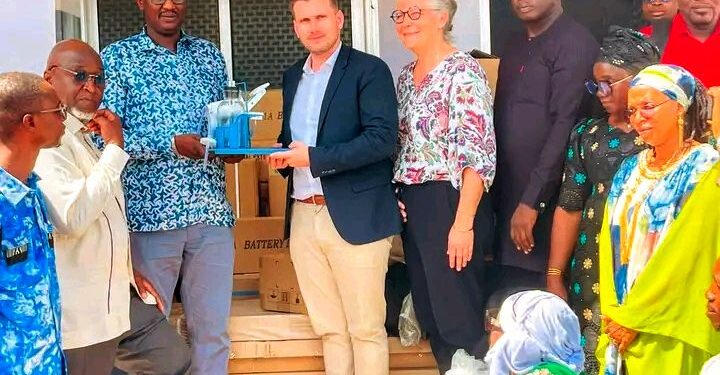 🇬🇳Don d’équipements biomédicaux : Le CHENORD renforcé par le Projet Urgences