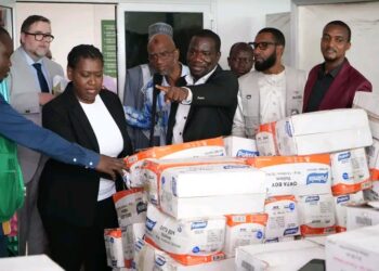 🇬🇳Guinée : Remise d’équipements de protection aux professionnels de santé