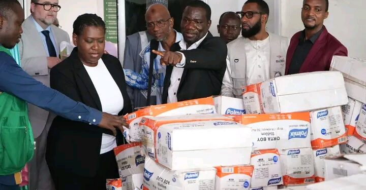🇬🇳Guinée : Remise d’équipements de protection aux professionnels de santé