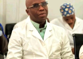 🇬🇳Labé : Hommage au Dr Sékou Milimono, chef du service CTEPI de l’Hôpital régional