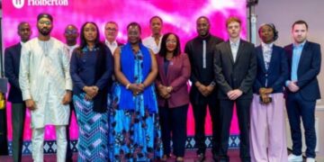 « Être formé au numérique, ce n’est pas seulement apprendre à développer, c’est aussi apprendre à construire de manière responsable et innovante », a déclaré la Directrice Générale de Holberton Guinée.