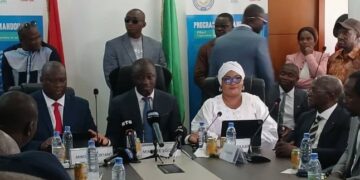 Passation de service au Ministère de la Pêche : Fatima Camara affiche ses ambitions
