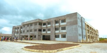 Santé – Recherche : Le Ghana relance les travaux d’un complexe de laboratoires à l’UHAS