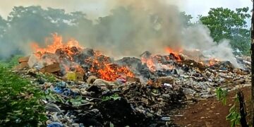 🇬🇳Forécariah : Incinération de médicaments prohibés et de produits périmés