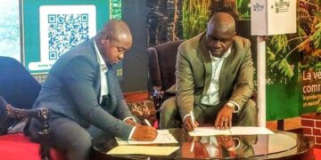 Signature de la 1ère cohorte des agriculteurs : « C’est le début d’un accompagnement qui, nous l’espérons, changera…» dixit Boubacar Biro Baldé, DG de Kumy