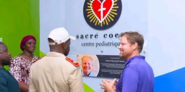 🇬🇳Yorokoguiya : Visite officielle au Centre pédiatrique Sacré‑Cœur