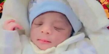🇬🇳Conakry : Le bébé volé au dispensaire Saint-Gabriel retrouvé