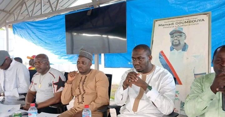 KANKAN NABAYA-BATÈ, VILLE HOSPITALIÈRE : honorable Aly Badara Condé auprès de ses frères