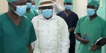 🇬🇳La mission de supervision poursuit sa visite à l’Hôpital Régional de Kankan